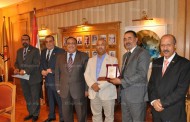 مجلس جامعة حلوان يكرم الفائزين بجوائز الدولة للتفوق وجوائز الدولة التشجيعية لعام 2016